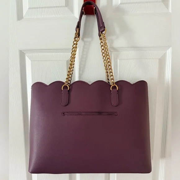 Betsey Johnson Tote/Purse - Picture 4 of 7